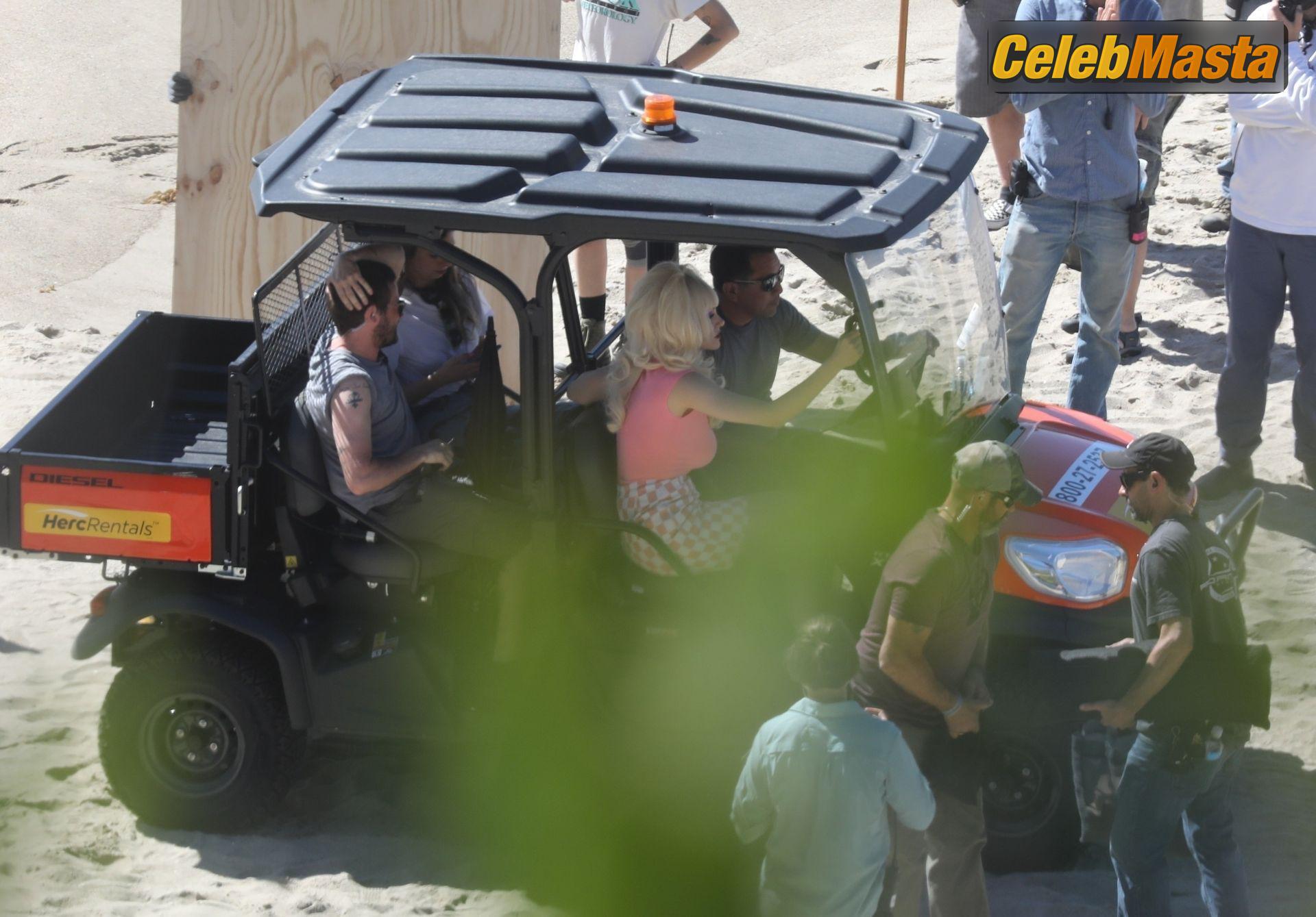 Emmy Rossum Emmy Rossum Gallery: Films Scenes as the Iconic Angelyne on the Beach in Malibu - Photo 58 of 60