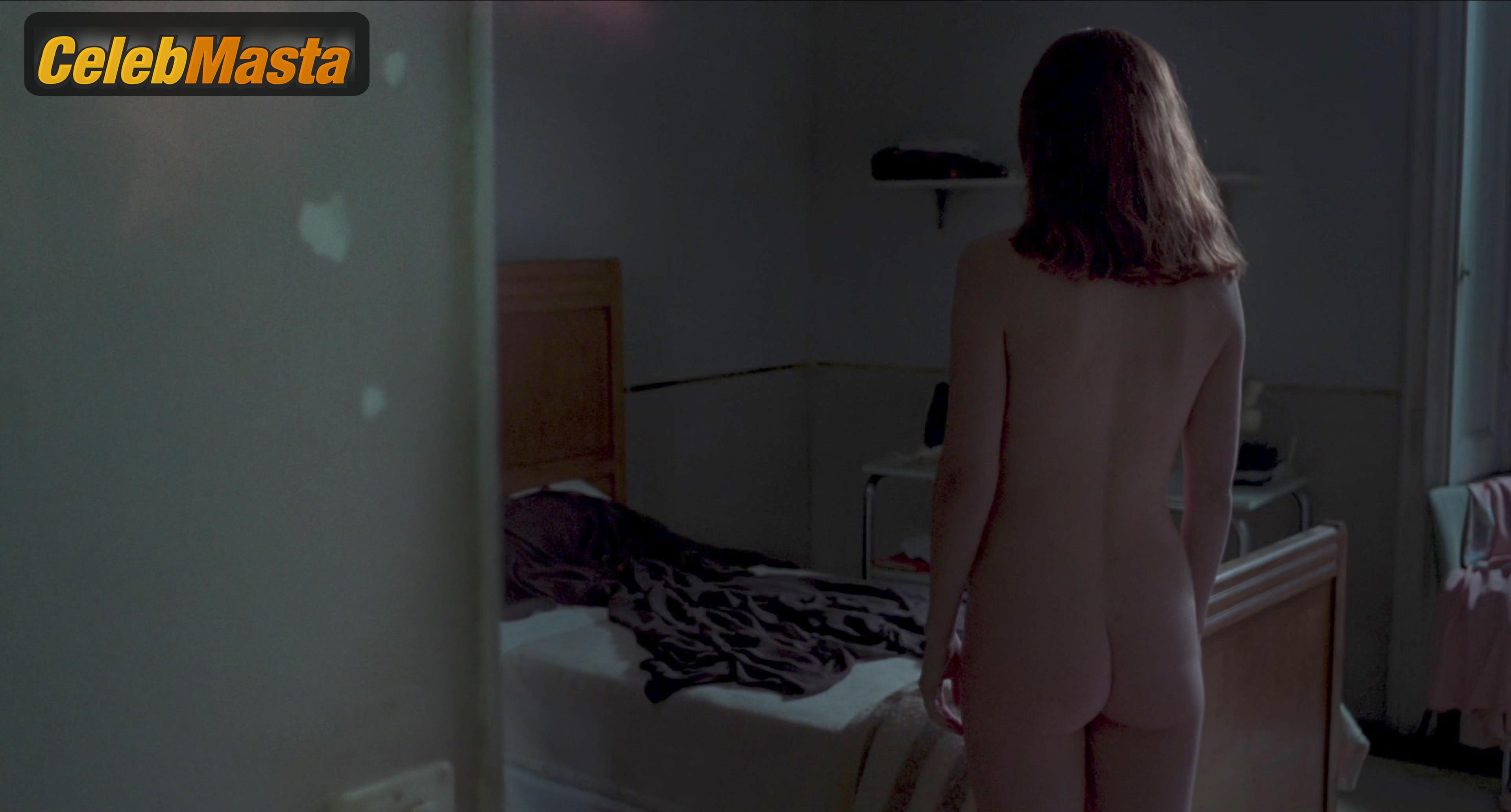 Dakota Johnson Nude Photos from Suspiria photo 4