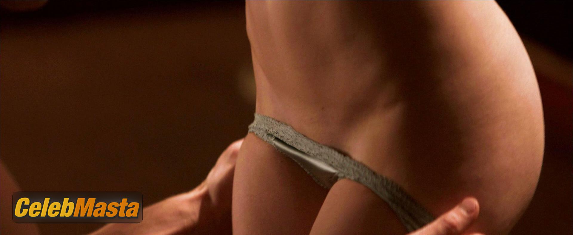 Dakota Johnson Dakota Johnson Topless Photo Set from Fifty Shades Of Grey - Photo 5 of 13