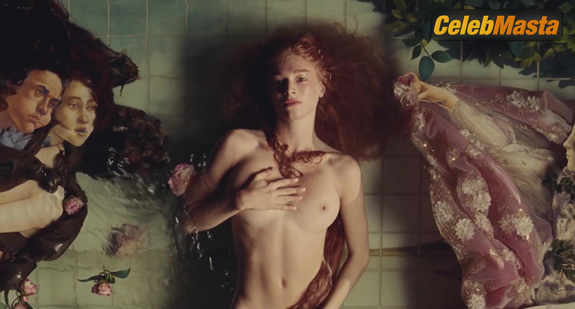 Zendaya Nude Photo Gallery: Zendaya in Euphoria - Photo 11 of 27