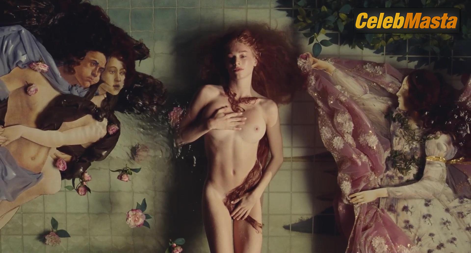 Zendaya Nude Photo Gallery: Zendaya in Euphoria - Photo 12 of 27