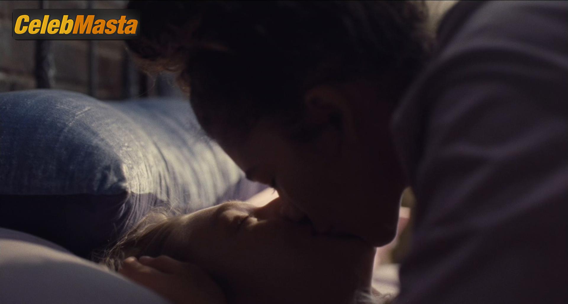 Zendaya Nude Photo Gallery: Zendaya in Euphoria - Photo 20 of 27
