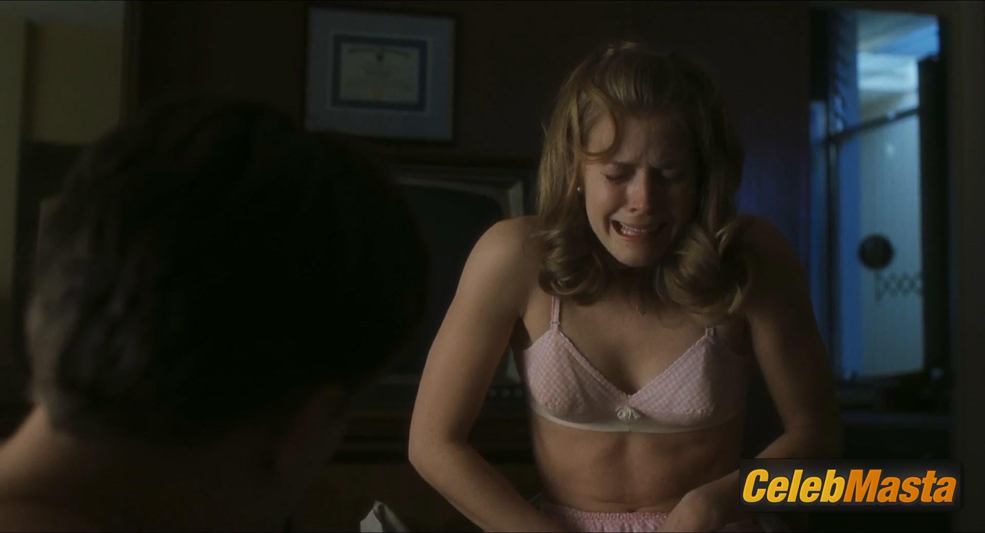 Amy Adams Photos from Catch Me If You Can photo 2