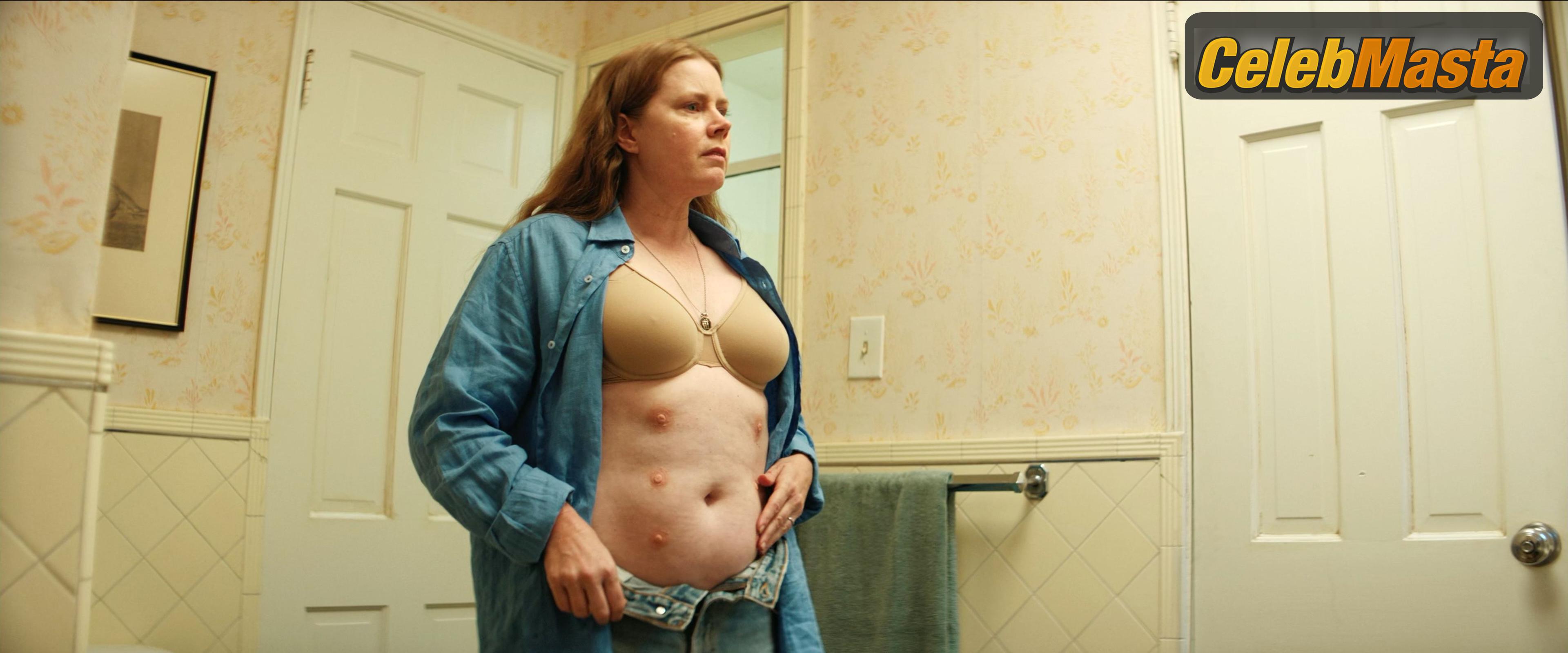 Photo Gallery: Amy Adams in Nightbitch photo 4
